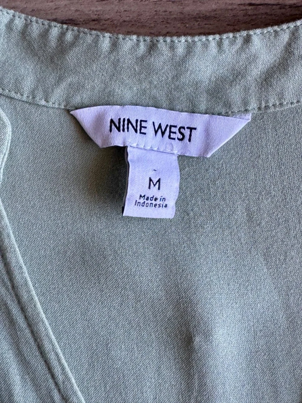 Coastal Minimalist Medium Mini Dress Tiered‎ Hem Button Front Sage